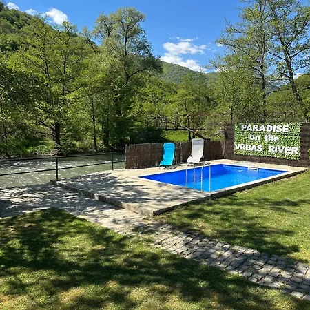 アパート Paradise On The Vrbas River