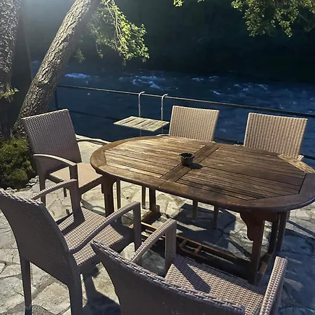 Paradise On The Vrbas River * ヤイツェ
