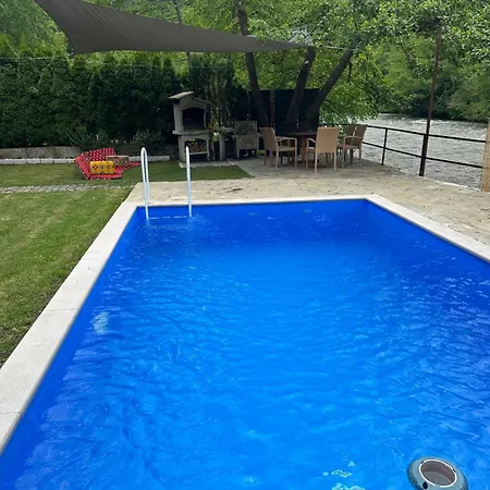 アパート Paradise On The Vrbas River *
